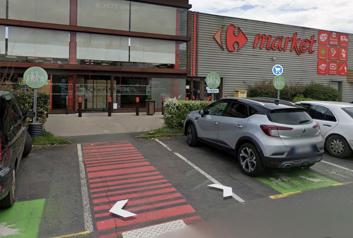 Vols au Carrefour Market du Pêchereau : trois adultes condamnés par le tribunal