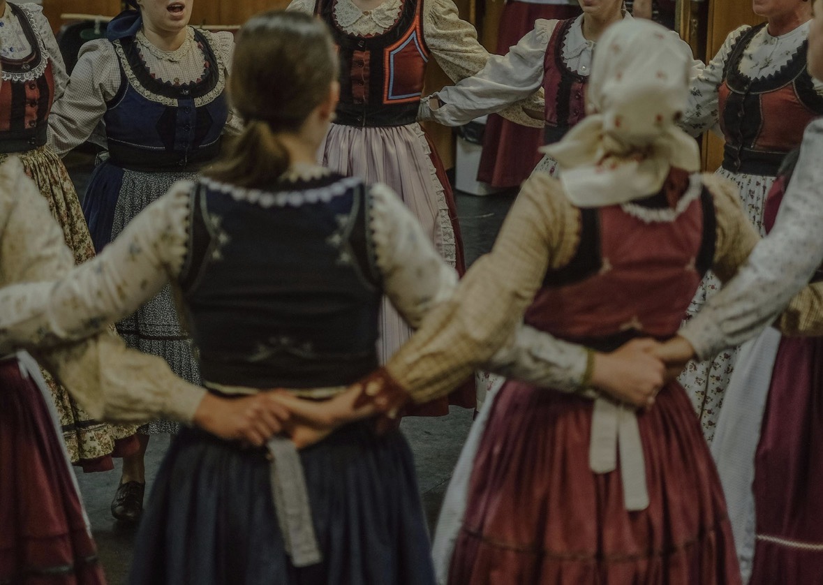 À Argenton-sur-Creuse, les Tréteaux du Pont-Vieux font danser le Berry pour la Saint-Valentin