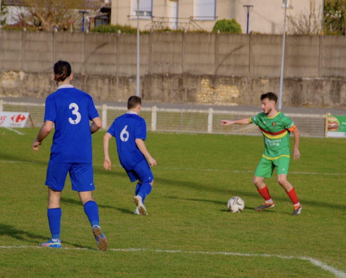 De l’euphorie au vertige : l’US Argenton-Le Pêchereau laisse filer un succès qui lui tendait les bras