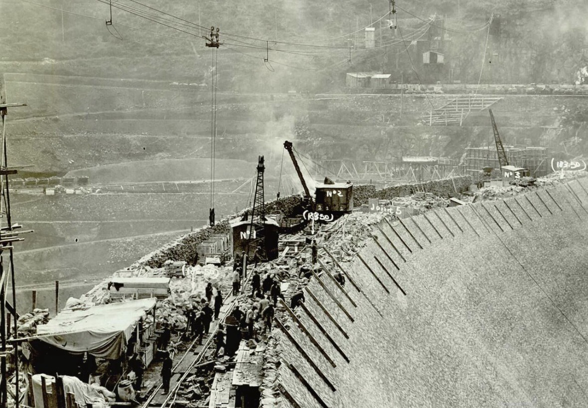 Le barrage d’Éguzon fête ses 100 ans : l’incroyable histoire du géant de béton qui a transformé la vallée de la Creuse