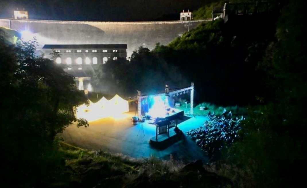 Électro-swing, cinéma en plein air et ambiance rétro : le barrage d’Éguzon fait la fête pour ses 100 ans ce samedi 6 juin