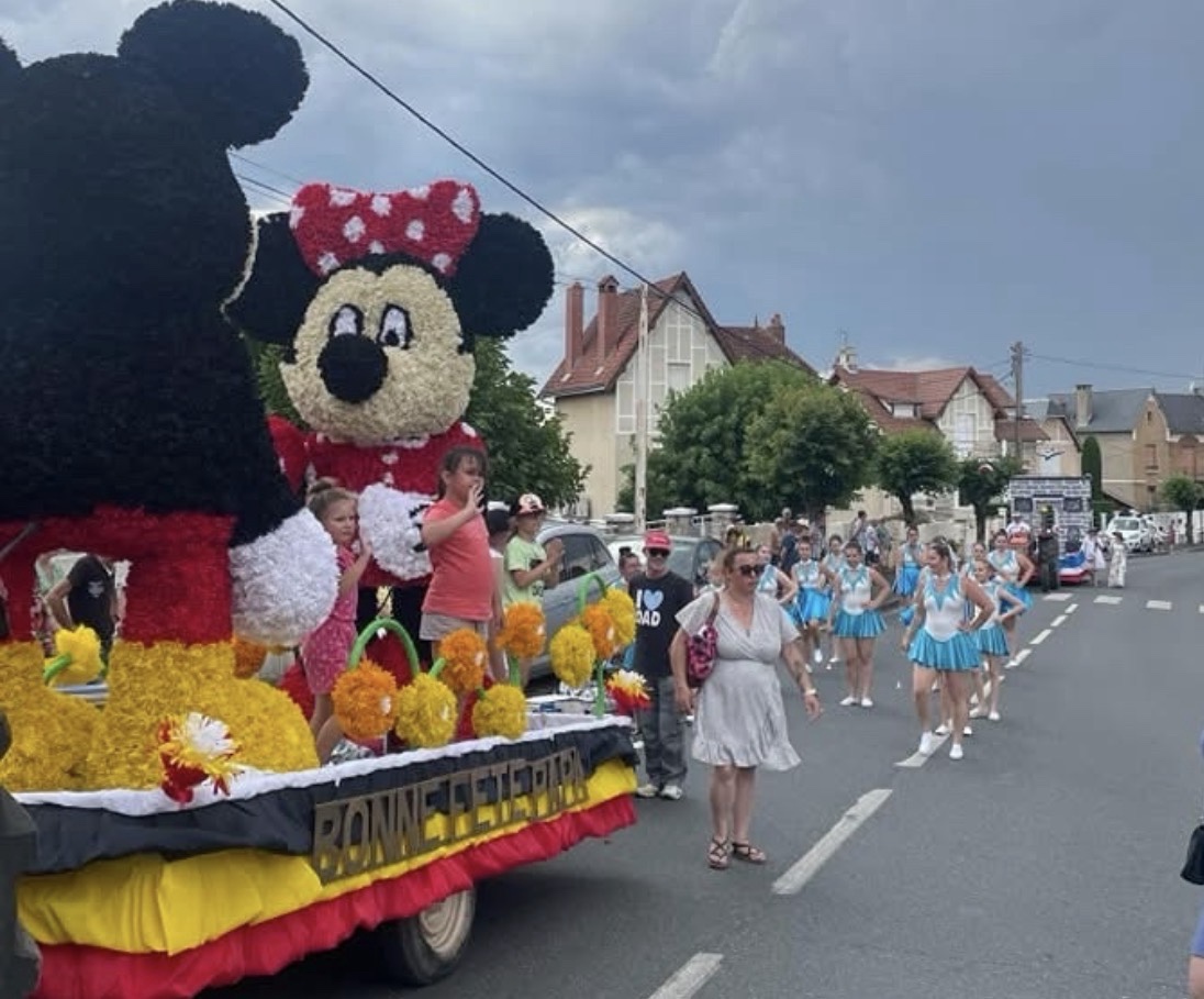 Canicule : à Argenton-sur-Creuse, la Fête du Merle Blanc modifie son programme, le feu d’artifice annulé