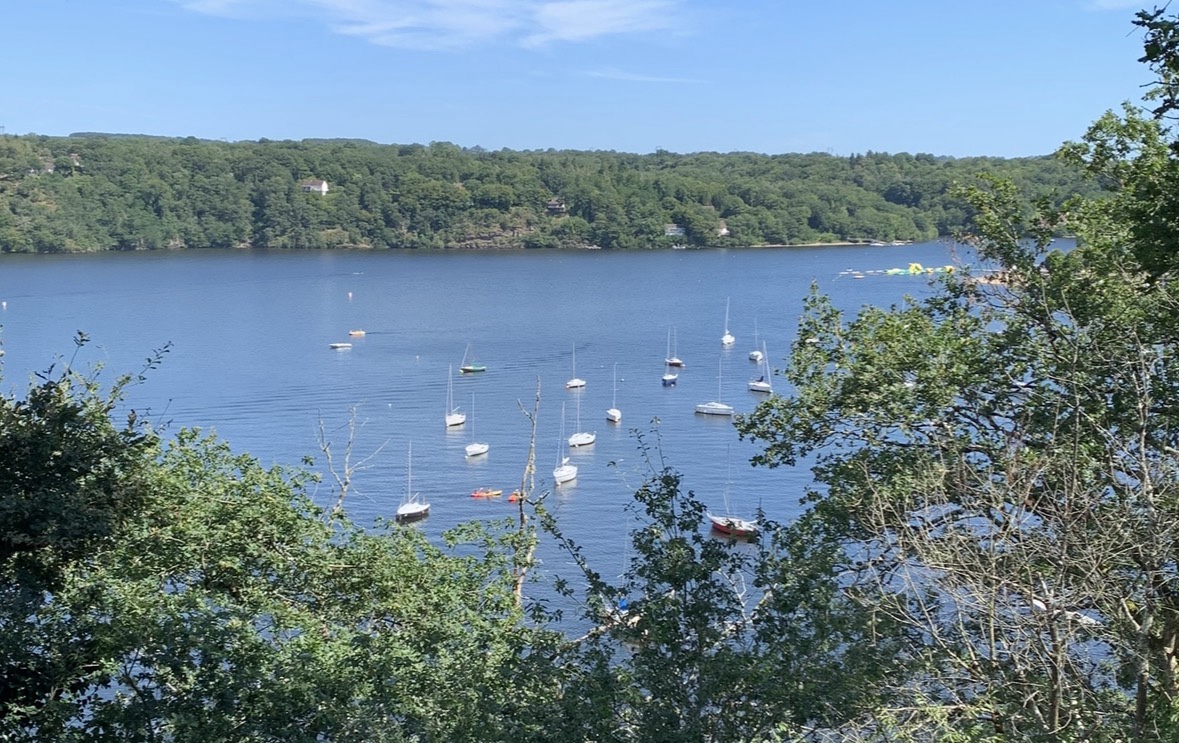Feu d’artifice, spectacle de drones, concerts… le lac d’Éguzon fait la fête ce dimanche 19 juillet
