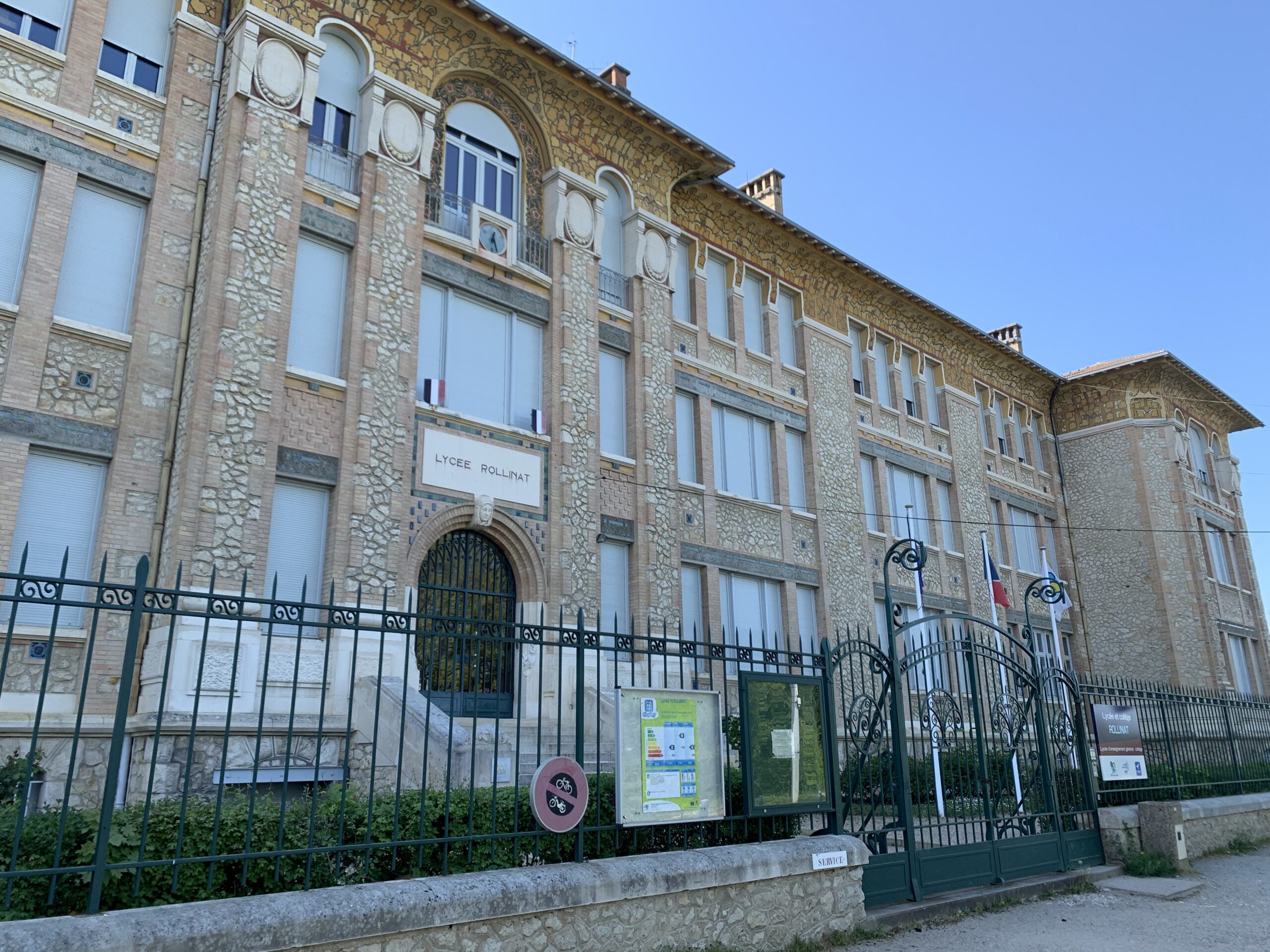 Un siècle de souvenirs : Le lycée Rollinat prépare une grande journée de retrouvailles pour fêter les 100 ans du bâtiment