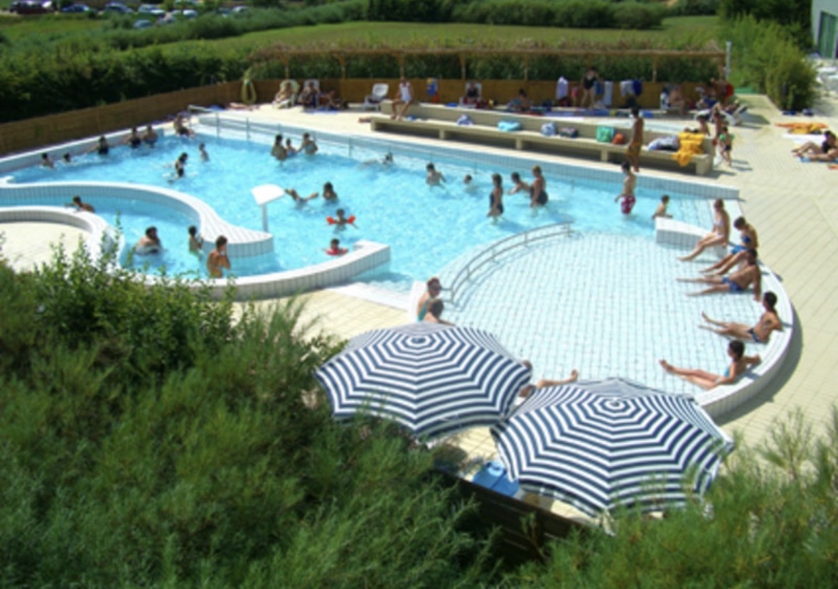 Avec plusieurs milliers d’entrées, la piscine d’Argenton-sur-Creuse signe un mois de juillet record