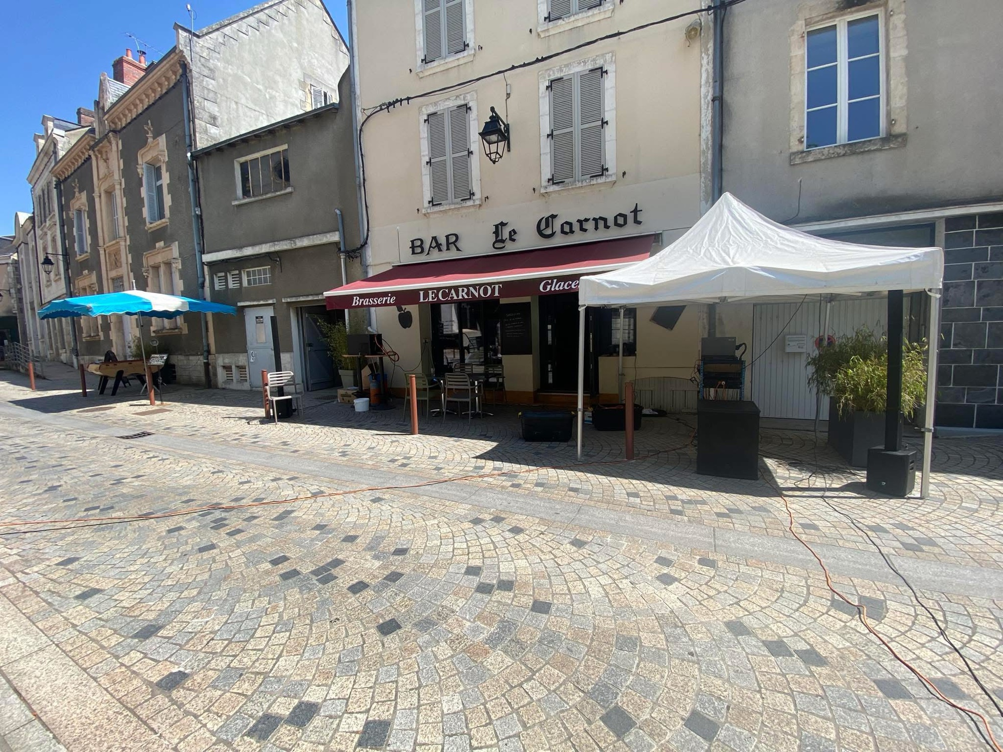 À Argenton-sur-Creuse, le bar Le Carnot au cœur d’un bel élan de solidarité pour la Gironde